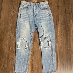 american eagle ripped mom jeans